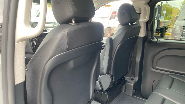 Mercedes-Benz Vito L2 Diesel Rwd 119CDI Select Crew Van 9G-Tronic